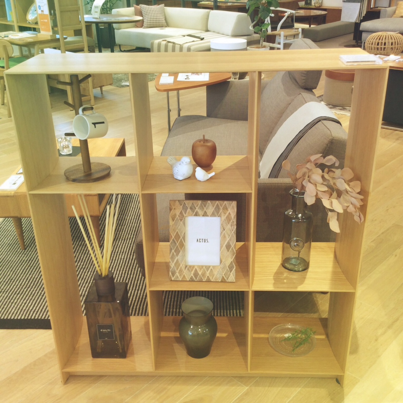 アクタス リーフシェルフ